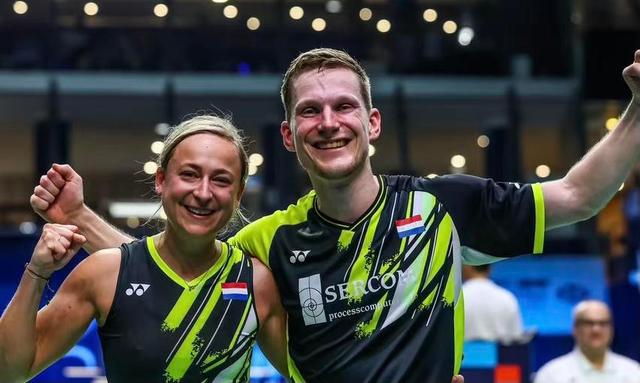 法国队逆转日本队,郑思维高光表现 法国队逆转日本队,郑思维高光表现