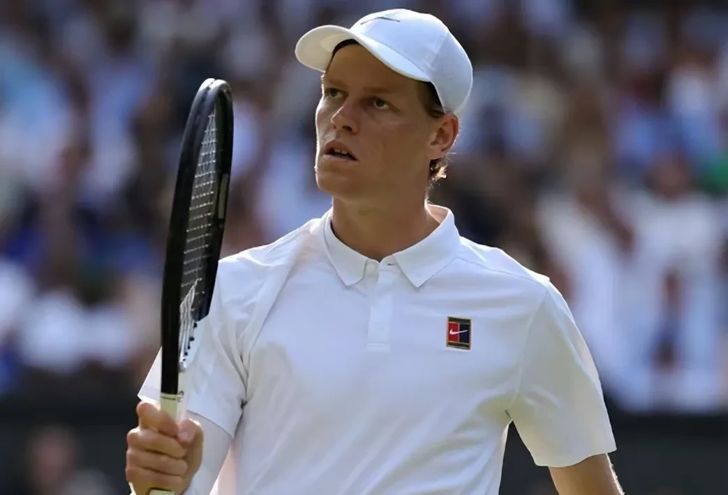 年终总决赛鏖战拉沃尔杯，辛纳高光表现