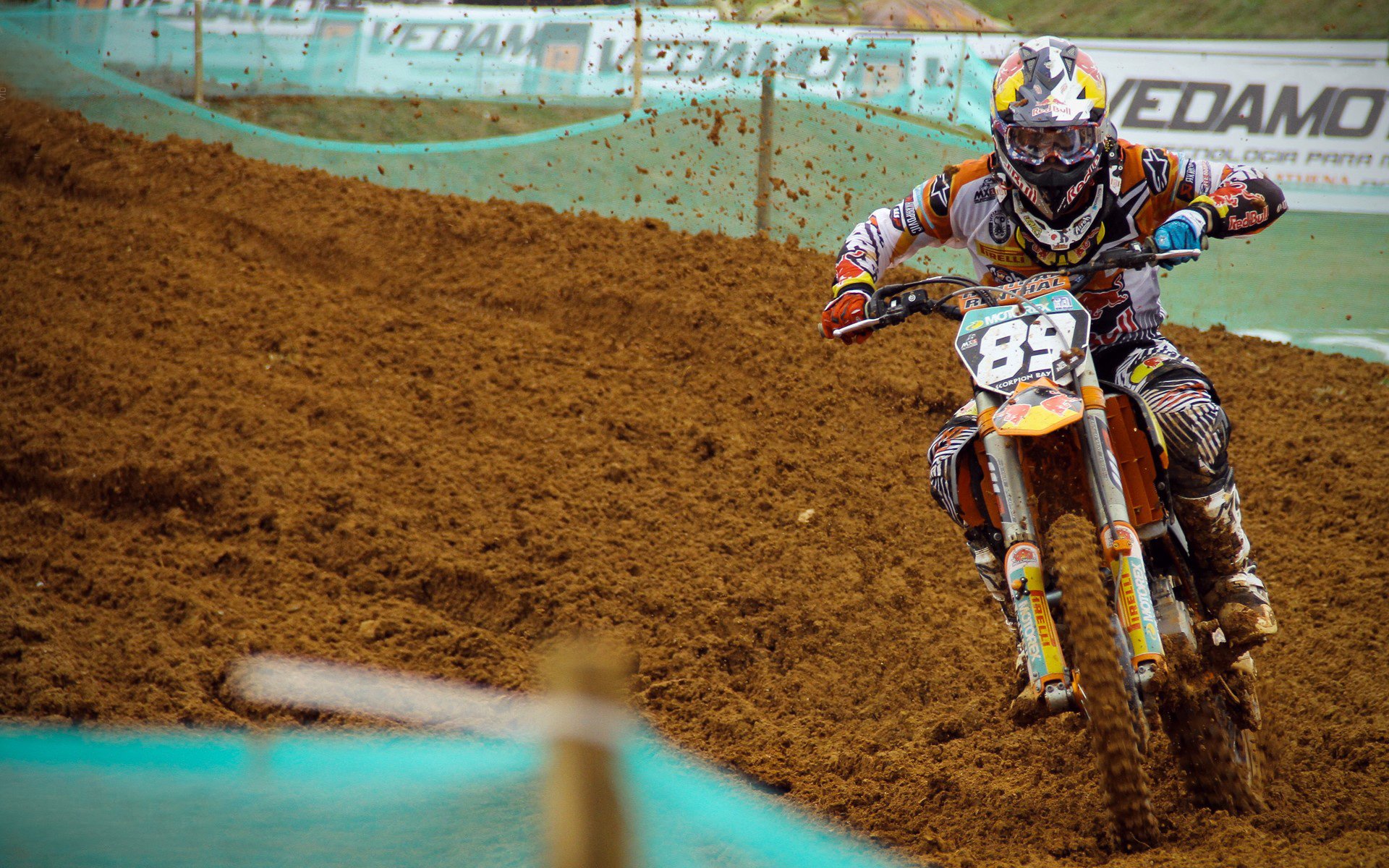 厄瓜多尔节奏掌控拜仁,孔德,舞台越大越强