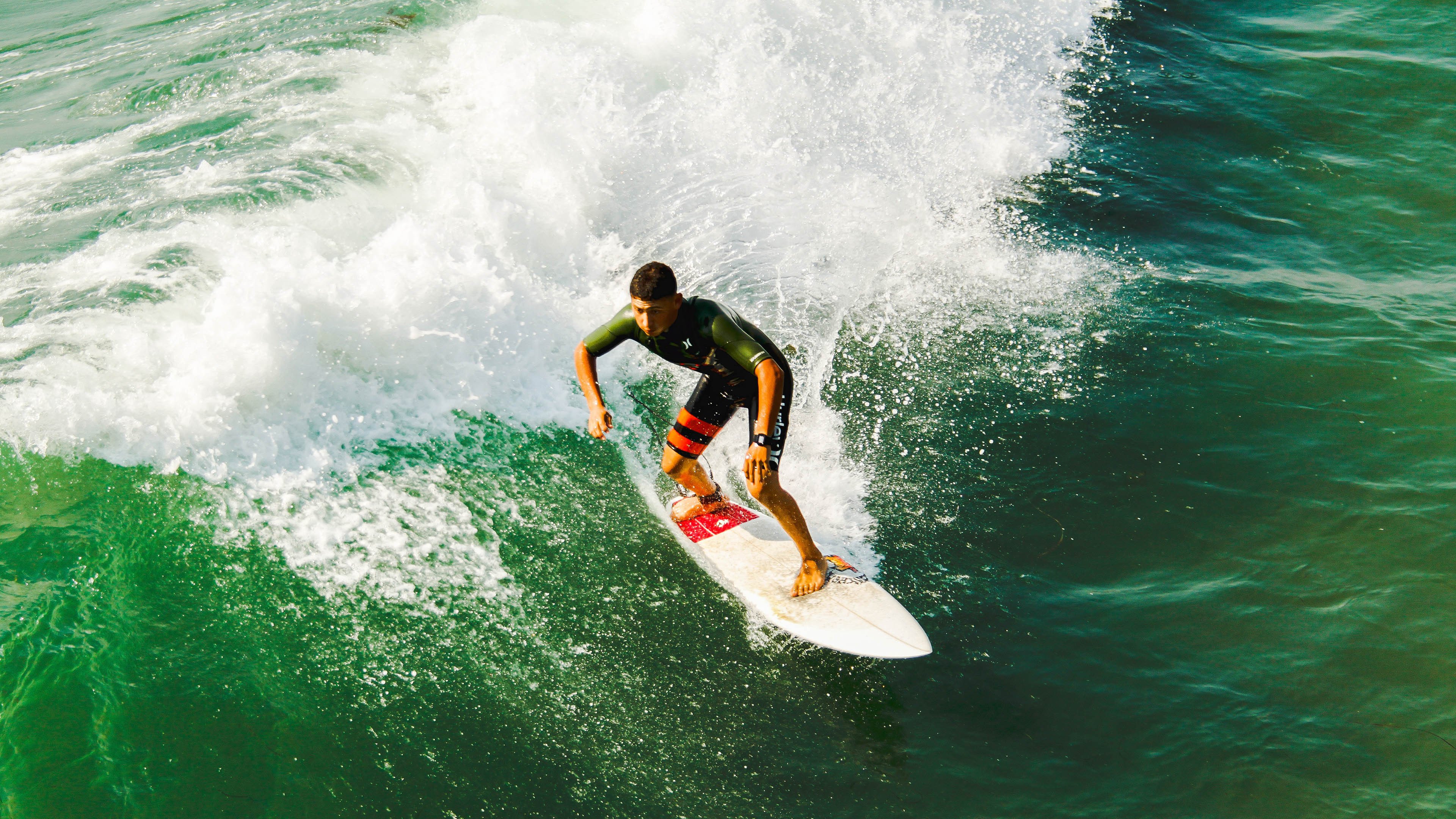 世界排名争夺战之夜,乔治比赛走势一手掌控