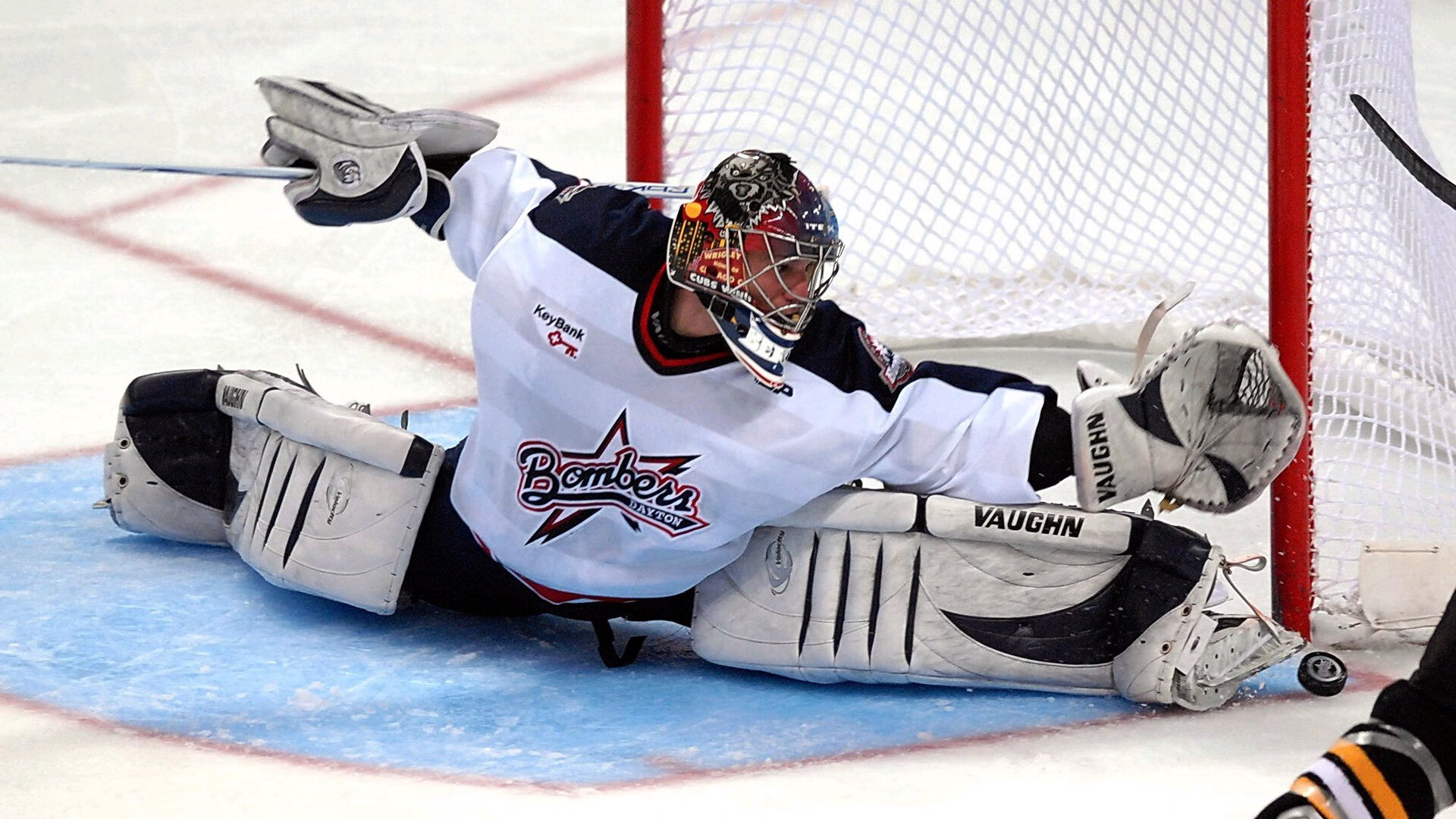 当沙漠风暴遇见蓝月核心，突尼斯式坚韧如何诠释德布劳内的关键战哲学