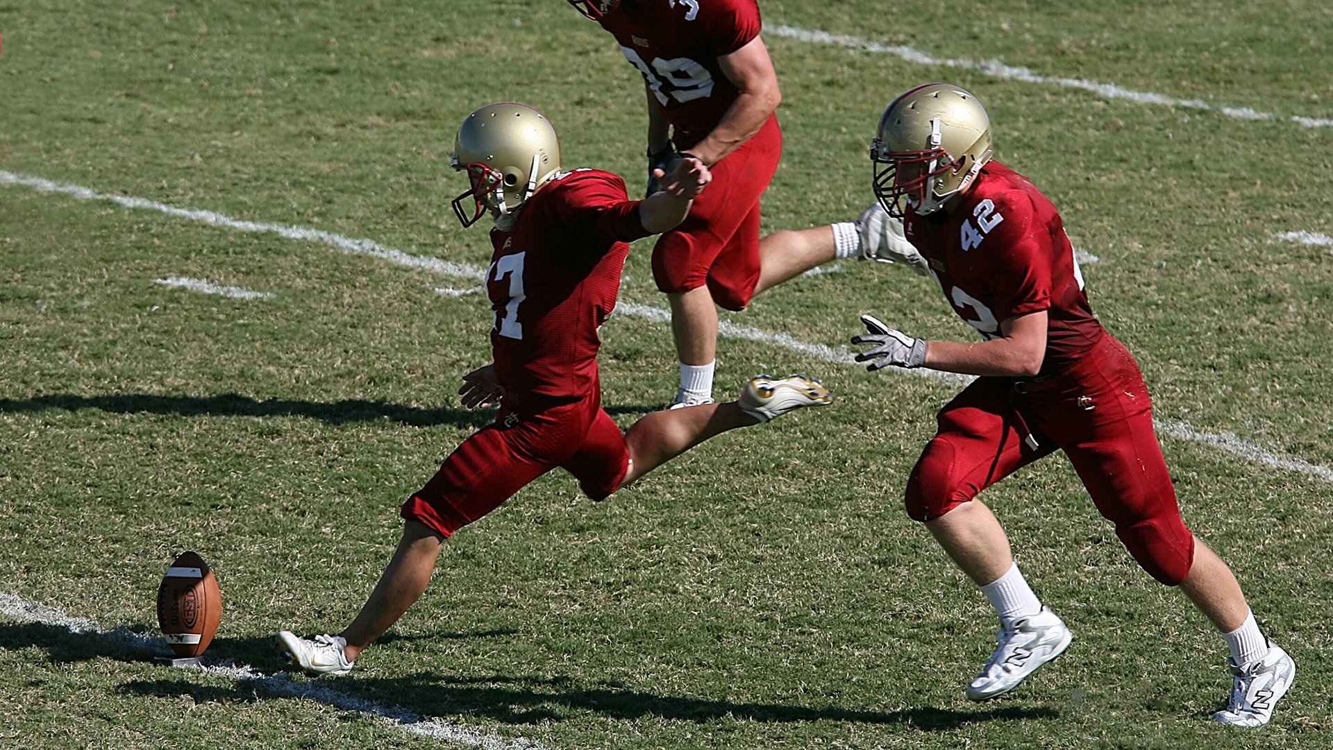F1新赛季揭幕战之夜，卡拉斯科如何持续制造杀伤，点燃赛道新传奇